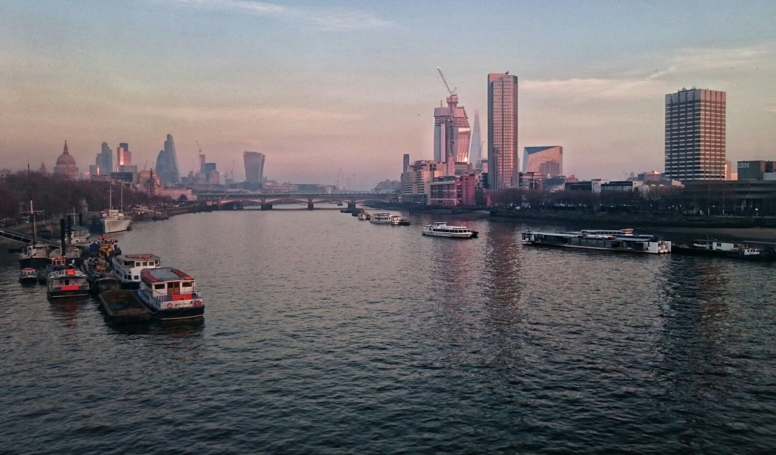 London in the present: still suffering air pollution decades on from the great smogs of the 1950s